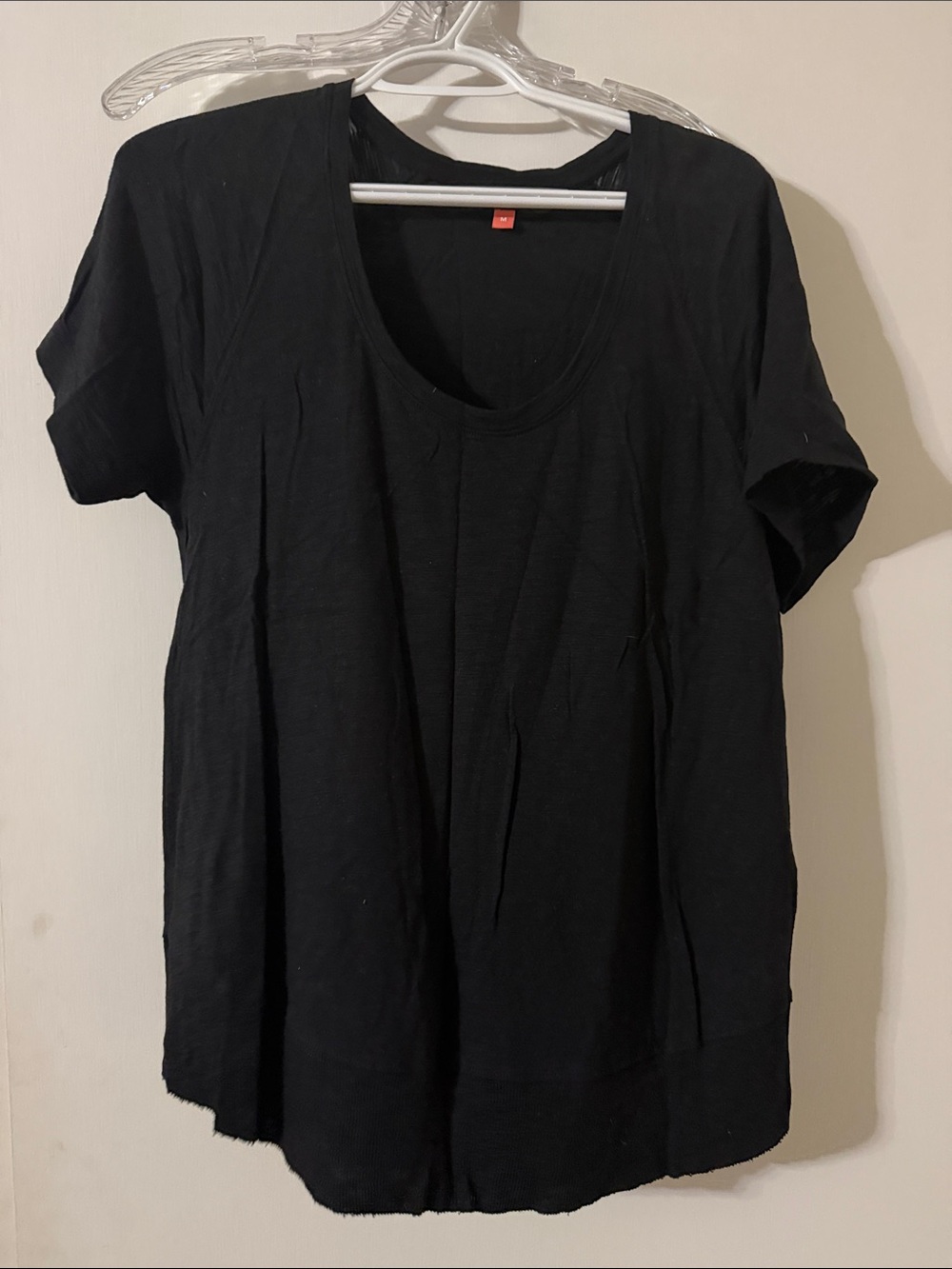Women’s Black Scoop Neck Short Sleeve Tee - Unbranded